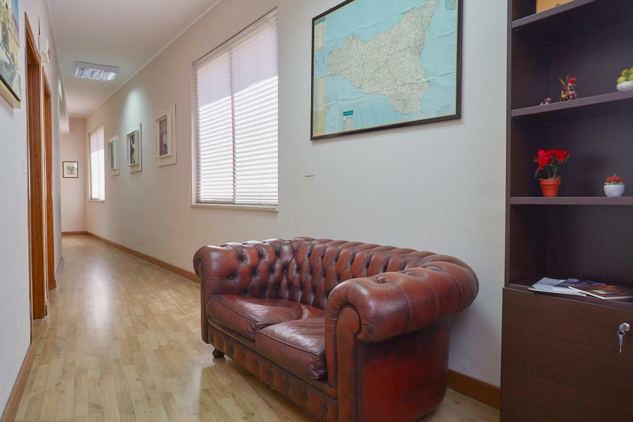 Sturzo 44 Bed & Breakfast Palermo Dış mekan fotoğraf